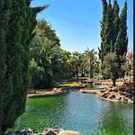 Casa Di Mateo With Garden View And Swimming Pool