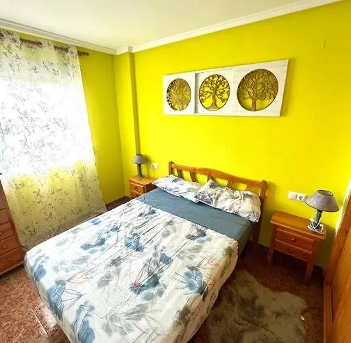 Casa Di Mateo With Garden View And Swimming Pool