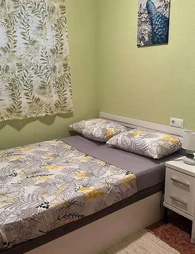 Casa Di Mateo With Garden View And Swimming Pool Apartment